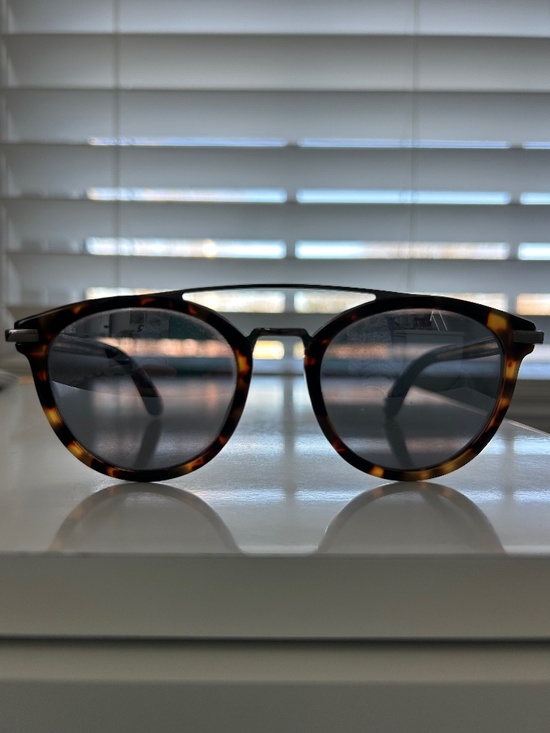 TOMS Sunglasses main image 4